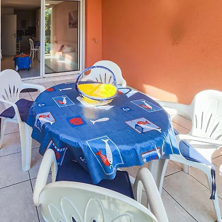 1 Bedroom Amazing In Apartment Agde